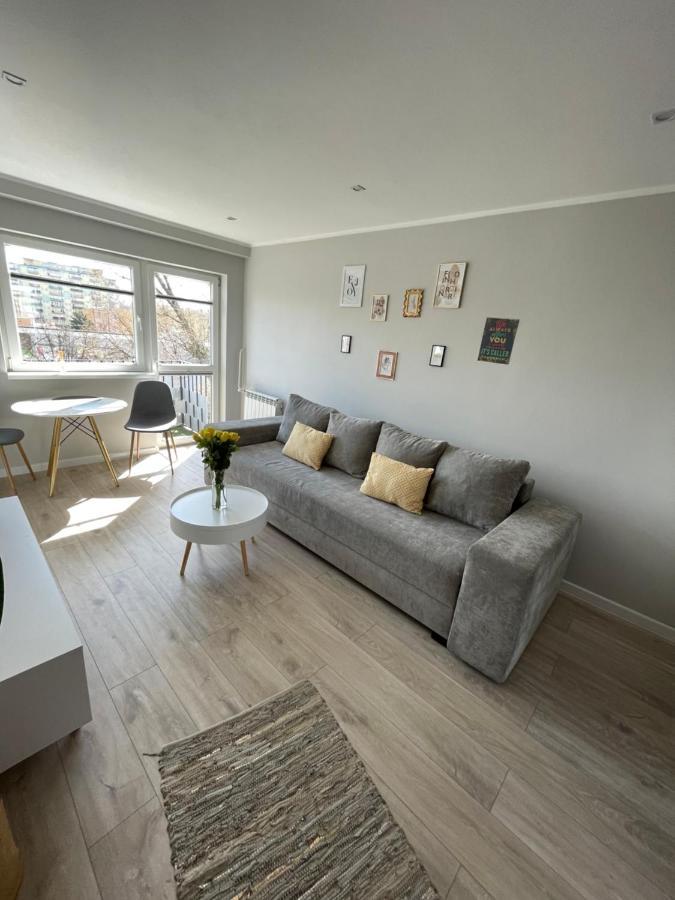 Luxury White Apartment By Marta Radom Bagian luar foto